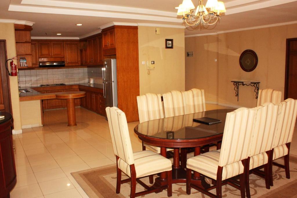 Travellers Suites Serviced Apartments Medan Szoba fotó